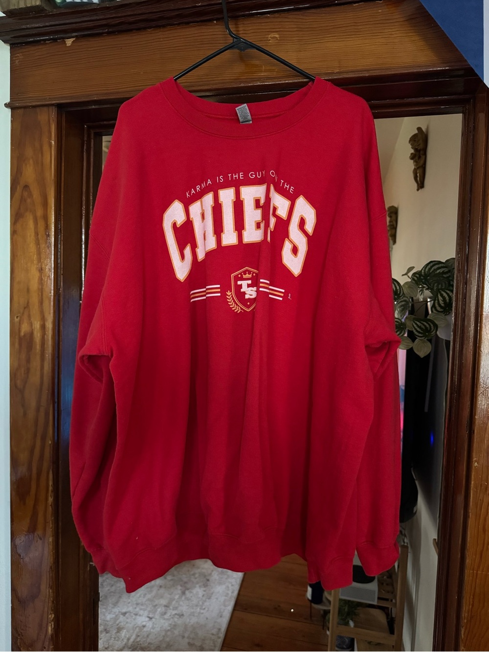 Red Chiefs Graphic Crewneck Sweater
